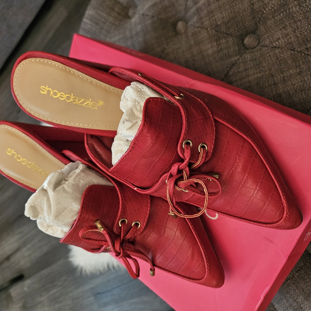 Shoe Dazzle Bold Red Textured Mules